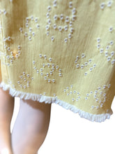 Load image into Gallery viewer, Chanel 06P yellow CC logo skirt FR 46 US 10/12