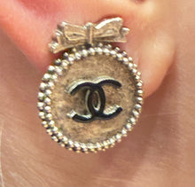Load image into Gallery viewer, Chanel 12A Round CC Gold Metal Black Ribbon Clip On Earrings