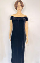Load image into Gallery viewer, Vintage Chanel Early 1980s Long Velvet Black Evening Gown Size 4