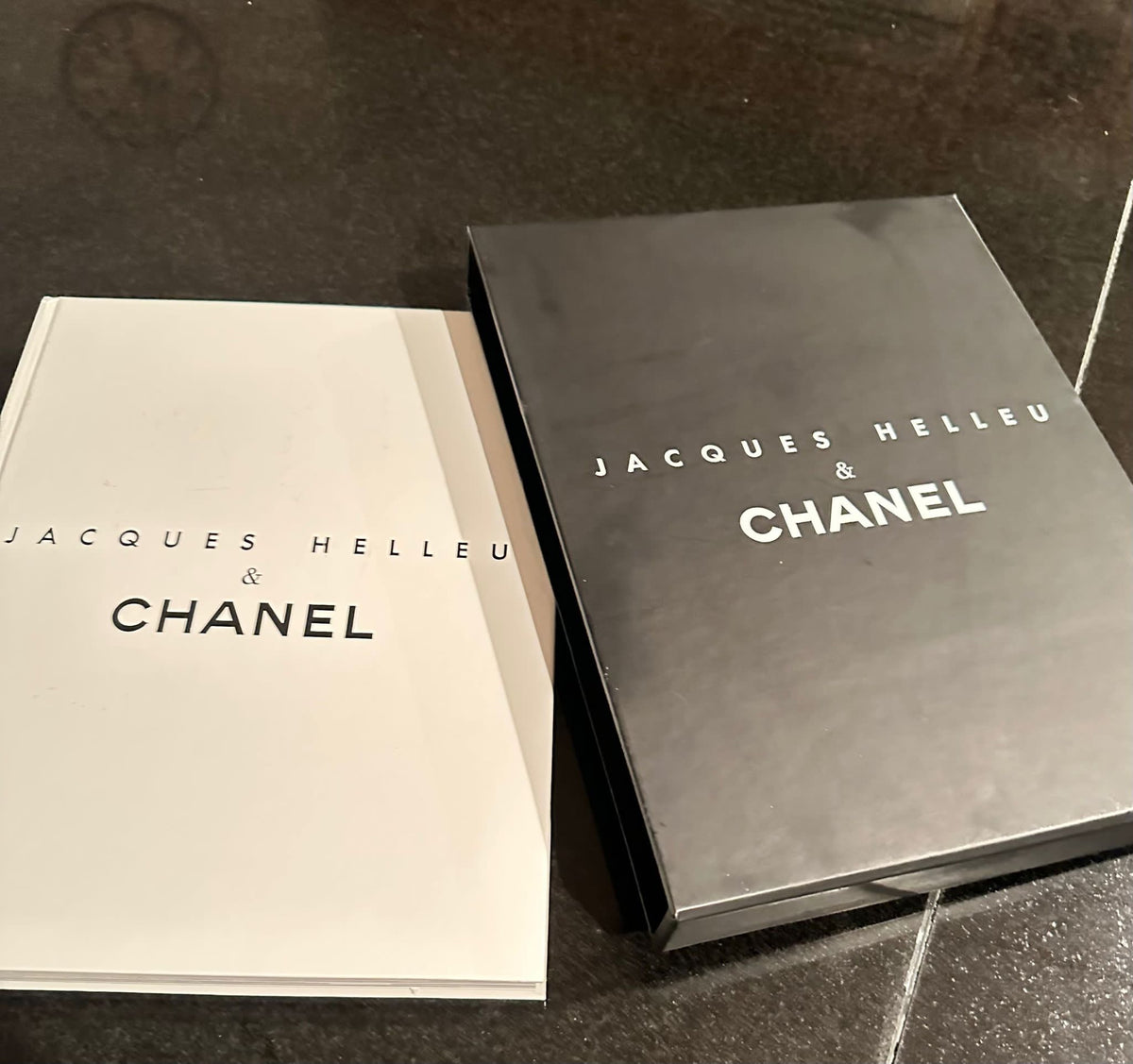 CHANEL カタログ２冊 シャネル展 ルサージュ Le19m カタログ2冊セット - メルカリ