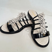 Load image into Gallery viewer, Chanel White and Black Patent Leather Slides Sandals EU 37C US 7/7.5