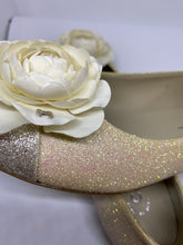 Load image into Gallery viewer, Chanel camellia ballet ballerina flats EU 38.5C