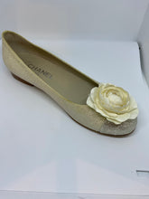 Load image into Gallery viewer, Chanel camellia ballet ballerina flats EU 38.5C