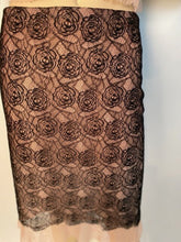 Load image into Gallery viewer, Rare Chanel 03P, 2003 Spring Camellia Flower Pink Black Lace Satin Blouse with matching Skirt Set FR 36 US 4