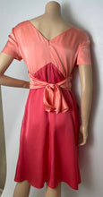 Load image into Gallery viewer, Chanel Vintage 01A 2001 Fall Peach/Pink Silk Dress FR 40 US 6/8