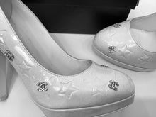 Load image into Gallery viewer, NIB New In Box Chanel 08A 2008 Autumn Fall White Patent Glitter Crystal CC Comete Stars Pump Platform Heels EU 40 US 9/9.5