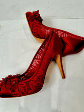Load image into Gallery viewer, Chanel Light Red Lace Satin Heels EU 39C US 8.5/9
