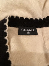 Load image into Gallery viewer, Chanel Winter White Sweater Top Blouse US 6