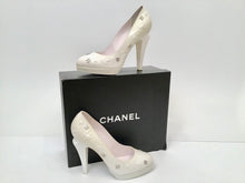 Load image into Gallery viewer, NIB New In Box Chanel 08A 2008 Autumn Fall White Patent Glitter Crystal CC Comete Stars Pump Platform Heels EU 40 US 9/9.5