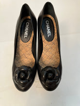 Load image into Gallery viewer, Chanel 14C 2014 Cruise Resort black leather camellia cork heel wedges EU 38C US 7.5B/8