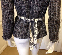 Load image into Gallery viewer, Chanel 2006 Spring, 06P Cotton tweed brown black white Blazer camellia jacket US 10/12