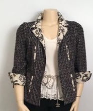 Load image into Gallery viewer, Chanel 2006 Spring, 06P Cotton tweed brown black white Blazer camellia jacket US 10/12