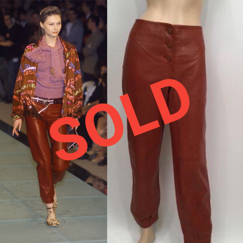 NWT New with Tags Chanel 01A, 2001 Fall Autumn Vintage Leather Pants Leggings Rust Color FR 40 US 2/4/6