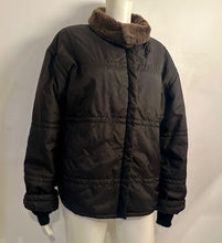 Load image into Gallery viewer, Vintage Chanel Identification 99A 1999 Fall Winter Ski Warm Jacket Coat FR 38 US 6/8