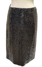 Load image into Gallery viewer, Chanel 02A 2002 Fall Runway black sequin skirt FR 40