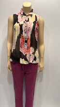 Load image into Gallery viewer, Chanel 11P 2011 Spring Black Floral Silk Chiffon Top Blouse FR 38 US 4/6