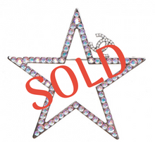 Load image into Gallery viewer, CHANEL 2017 Ruthenium Crystal Comte CC Star Brooch