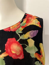Load image into Gallery viewer, Rare Chanel Vintage Floral Linen Blouse FR 34 US 0/2