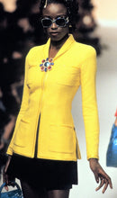 Load image into Gallery viewer, Vintage Chanel 95P Barbie Runway Ivory Patent Trim Skirt Suit FR 42 US 4/6