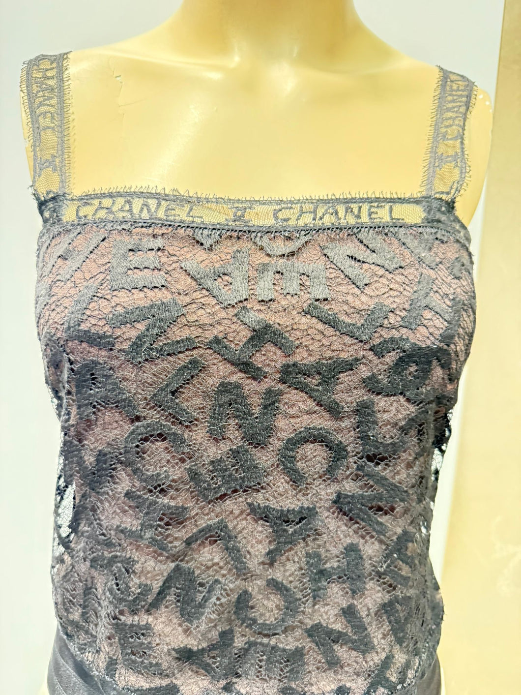 Rare 98A Chanel Runway Vintage black CC Logo lace cami blouse FR 38 US 4