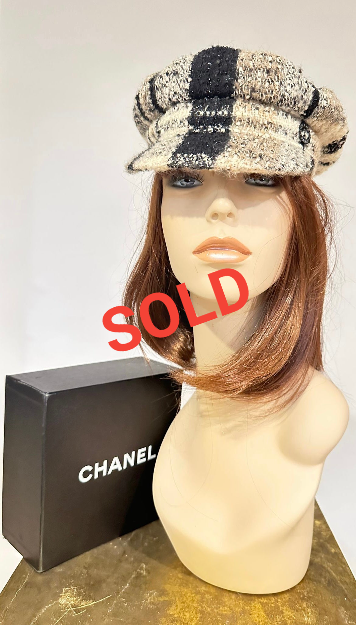 Chanel Sporty 04A 2004 Fall Runway Plaid Tweed Cap Hat Sz 56