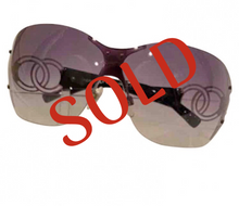 Load image into Gallery viewer, Vintage Chanel Sunglasses #4147 color 1278G gray gradient black