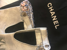Load image into Gallery viewer, Rare Chanel 2014 14P tweed metallic silver pink chain Fingerless Gloves size 7.5