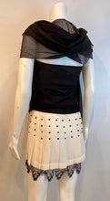 Load image into Gallery viewer, Rare Chanel 01P 2001 Spring Runway Flower Cape Blouse Top FR 38 US 4