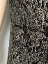 Load image into Gallery viewer, Chanel 05A 2005 Fall Removable sleeves/gloves Dress FR 38 US 4
