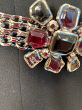 Load image into Gallery viewer, Chanel 04A, 2004 Fall Belt Red black Bordeaux gripoix ruthenium Metal chain belt