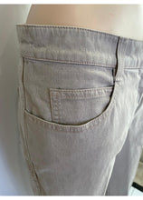 Load image into Gallery viewer, Chanel 03P 2003 Spring low rider light brown khaki jeans FR 40
