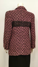 Load image into Gallery viewer, 95P, 1995 Spring Vintage Chanel Pink Black Boucle Wool Tweed Dress Jacket Blazer US 6