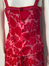 Load image into Gallery viewer, Rare Vintage Chanel 2001 Cruise 01C Pink Velvet Floral 2 Piece Top Matching Skirt Set FR 40/42 US 6/8