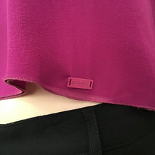 Load image into Gallery viewer, Chanel 2001 Silk Short Sleeve cropped Fuchsia Top Blouse US 4