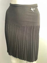 Load image into Gallery viewer, Chanel 08C 2008 Cruise Black Pleated Skirt Set Dress FR 36 US 4