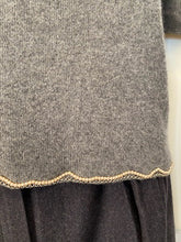 Load image into Gallery viewer, Chanel Vintage 98A, 1998 Fall Cashmere Gray unique pearl and chain trim sweater top blouse FR 36 US 4