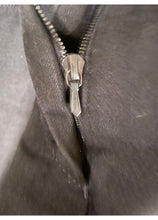 Load image into Gallery viewer, Chanel 06P 2006 Spring Black Golf Bermuda Shorts FR 40 US 6/8