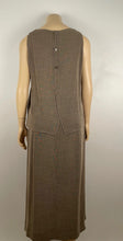 Load image into Gallery viewer, Chanel Vintage 99P 1999 Spring brown skirt and matching top US 4/6