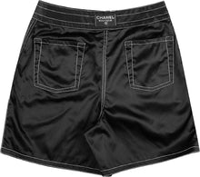 Load image into Gallery viewer, Vintage 96P, 1996 Spring RTW Runway Chanel sporty shorts US 2/4