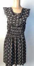 Load image into Gallery viewer, Chanel 07P, 2007 Spring Black Floral Silk Dress FR 38 US 4/6