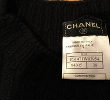 Load image into Gallery viewer, Chanel 07A 2007 Fall Autumn Black Sequins Short Sleeve ribbed cashmere sweater top blouse FR 38 US 4