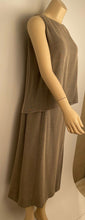 Load image into Gallery viewer, Chanel Vintage 99P 1999 Spring brown skirt and matching top US 4/6