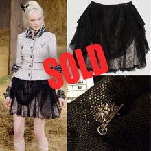 Load image into Gallery viewer, Chanel 10P, 2010 Spring Black Tulle Layered Lace Skirt FR 42 US 4/6
