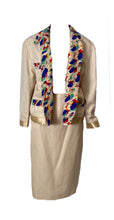 Load image into Gallery viewer, 1980 Collection 26 Chanel vintage beige Ecru silk linen skirt suit FR 40