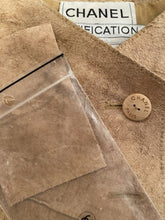 Load image into Gallery viewer, Vintage 00C, 2000 Cruise Chanel Identification Leather/Suede Rawhide Tan Jacket FR 36 US 4