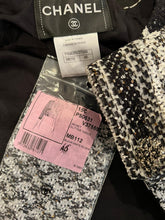 Load image into Gallery viewer, Very Rare Chanel 15C 2015 Cruise Paris-Dubai Tweed Glitter Jacket FR 46 US 4-14