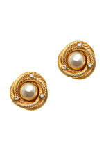 Load image into Gallery viewer, 1980 Rare Chanel Vintage Pearl Gold Metal Crystal Clip On Earrings