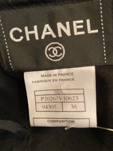 Load image into Gallery viewer, Chanel 02A 2002 Fall black sequin skirt FR 38 US 4