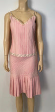 Load image into Gallery viewer, Editing (on Layaway) Chanel 03P, 2003 Spring pink camisole top matching Pleated accordion skirt set FR 42 US 8