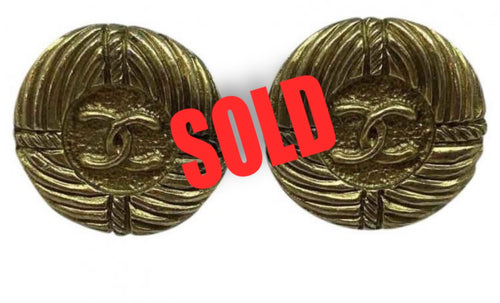 1980’s Rare! Chanel Vintage Round Anchor Gold Metal CC Logo Clip On Earrings